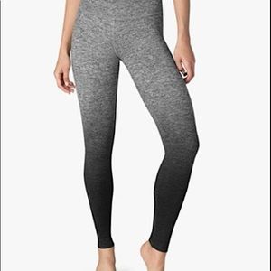 XS Beyond Yoga High Rise Ombré Spacedye Leggings